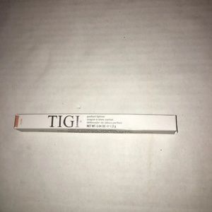 TIGI Nude Lip Liner